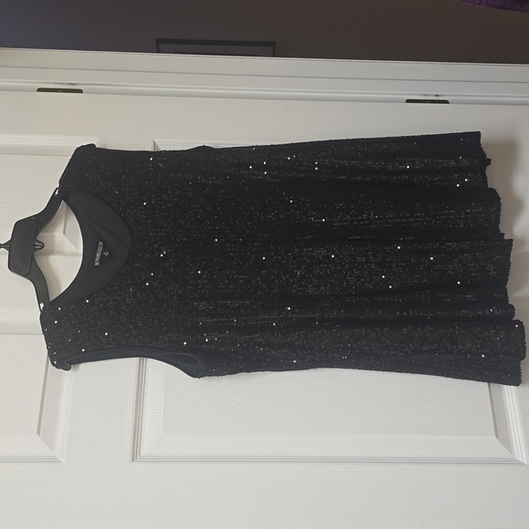 Black Sequin Peplum Top, XL - Picture 5 of 5